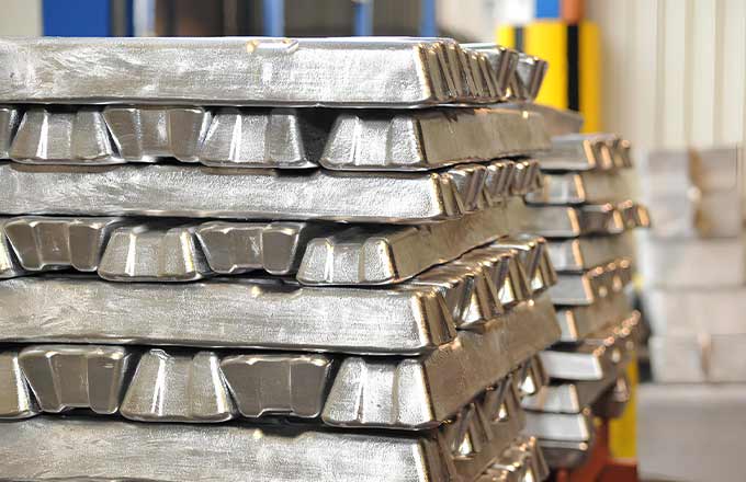 Цены на алюминий достигли трёхлетнего максимума в 2025 году