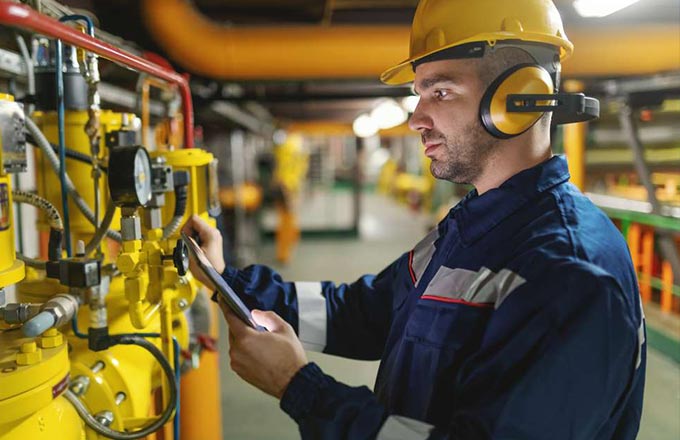 Евгений Лунцман 